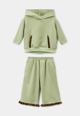 Комплект из толстовки и брюк